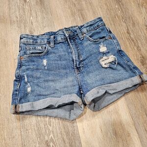 Super Cute Stretchy Denim Shorts